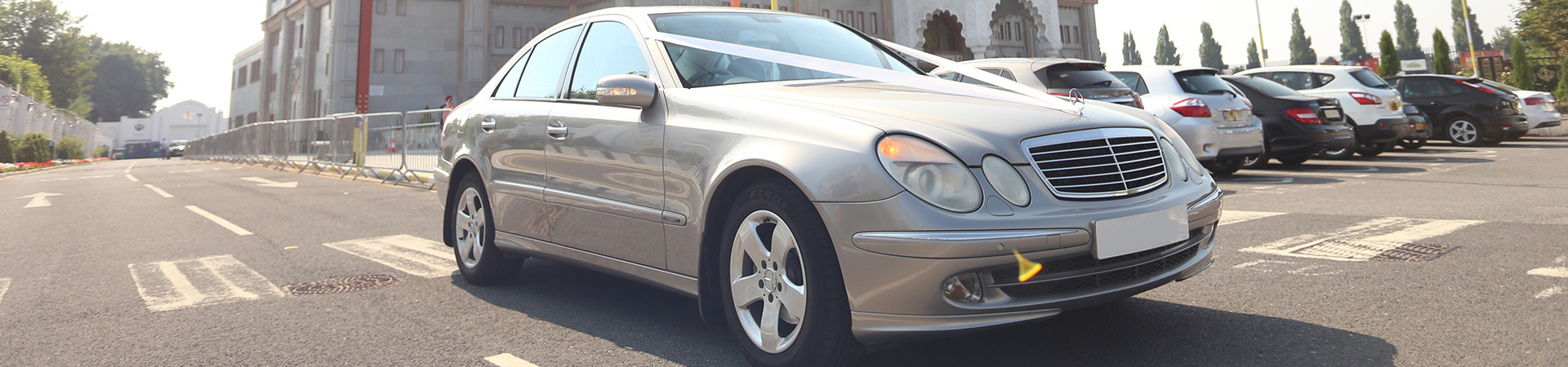 Luxury Wedding Car Banner